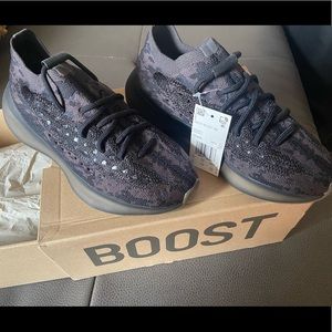 adidas Yeezy Boost 380
Onyx